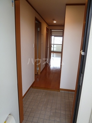 16/22 エントランス