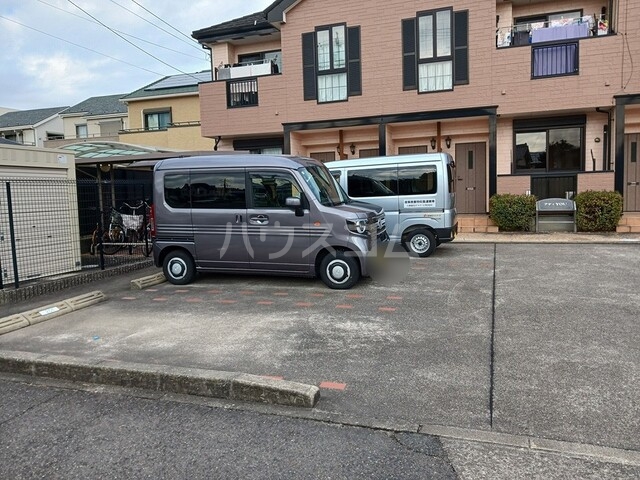 16/22 駐車場