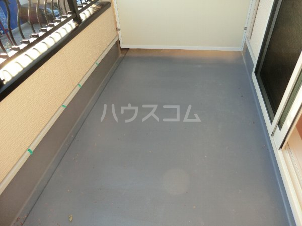 19/25 バルコニー