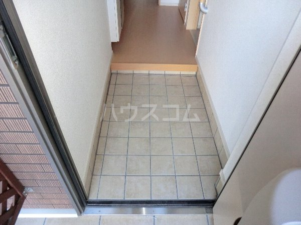 22/30 エントランス