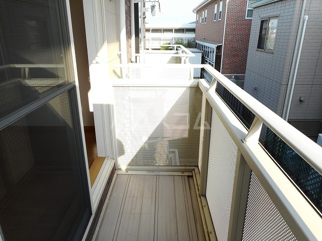 13/22 バルコニー