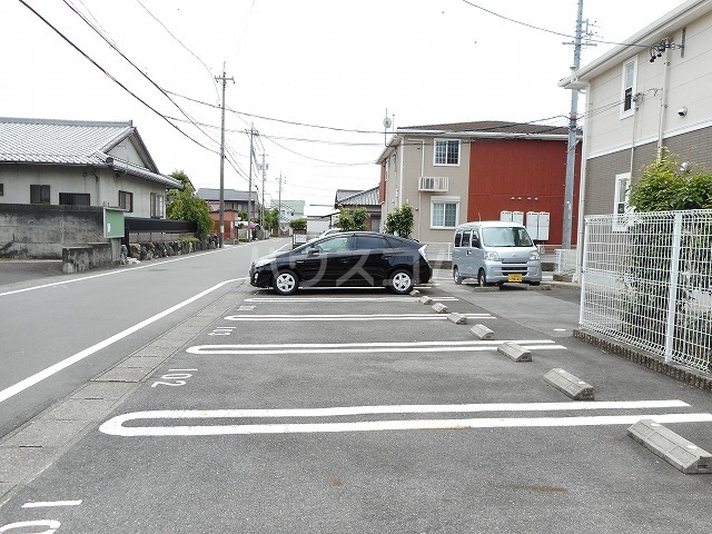 16/22 駐車場