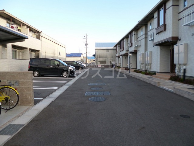 2/8 駐車場