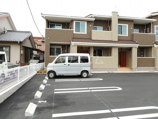2/8 駐車場
