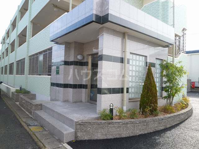 15/22 エントランス