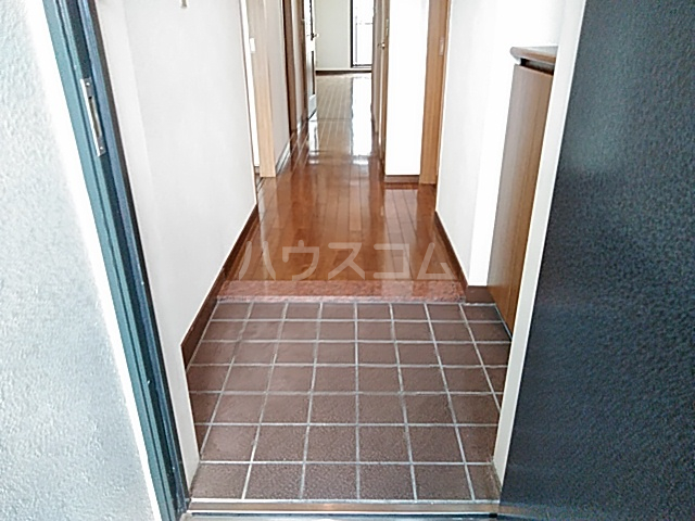 13/30 玄関