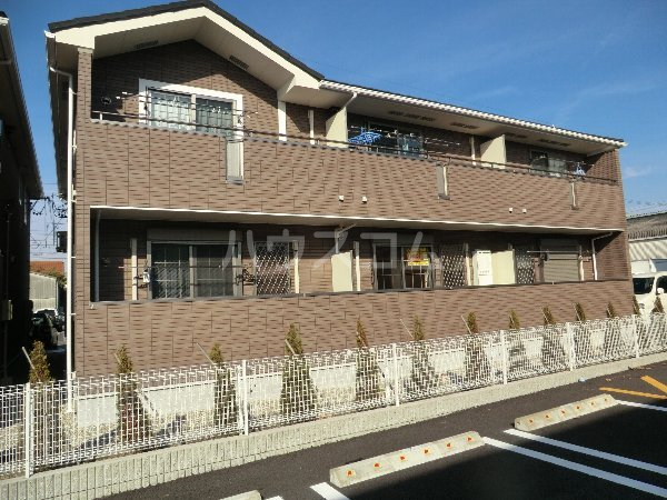 2/5 駐車場