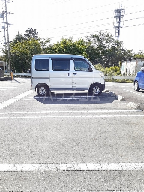 16/22 駐車場