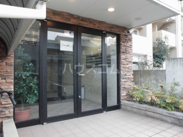 14/23 エントランス