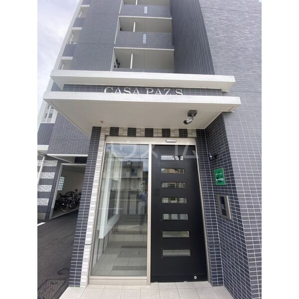 16/18 エントランス