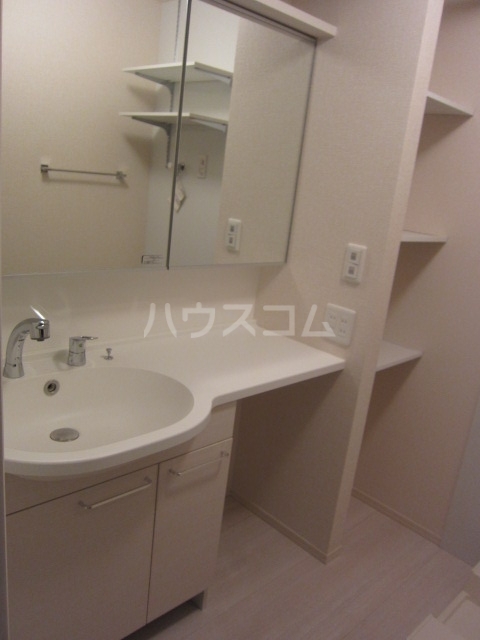 13/30 洗面