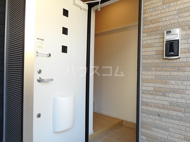 15/22 エントランス