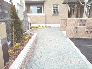 15/21 エントランス