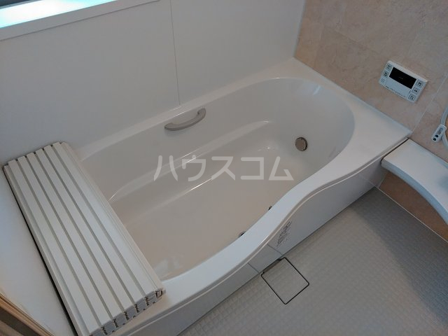 17/30 浴室