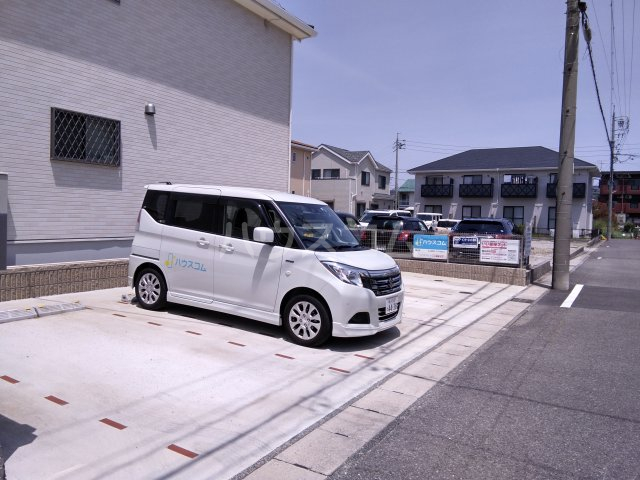4/7 駐車場