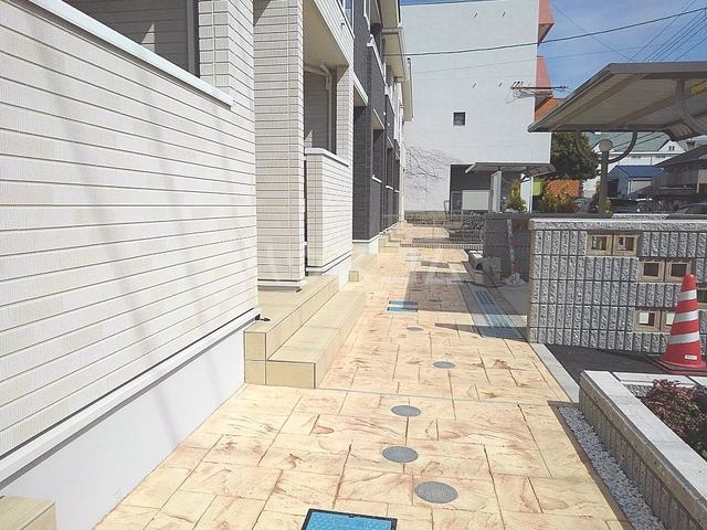 15/21 エントランス