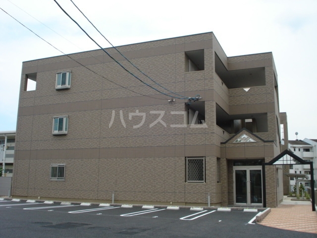 21/27 エントランス