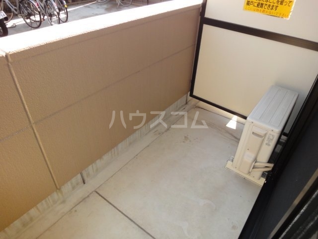 18/28 バルコニー