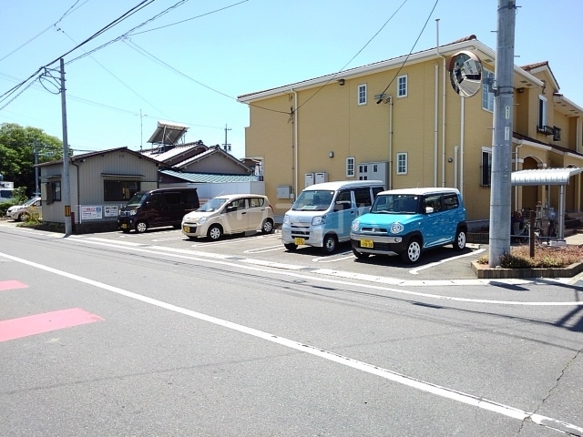 14/25 駐車場