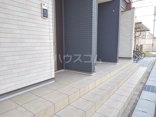14/20 エントランス