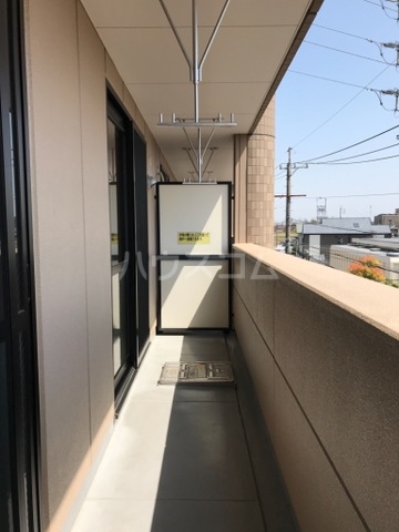 17/25 バルコニー