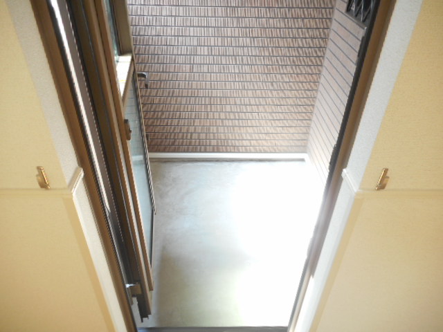 19/29 バルコニー