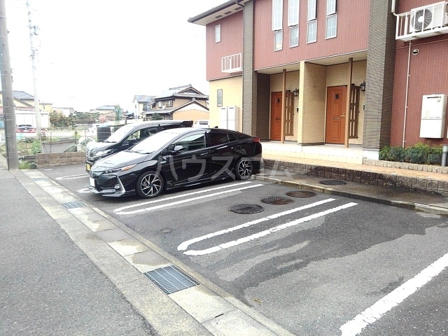 14/20 駐車場