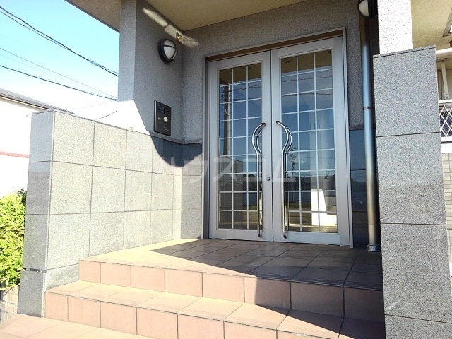 13/24 エントランス