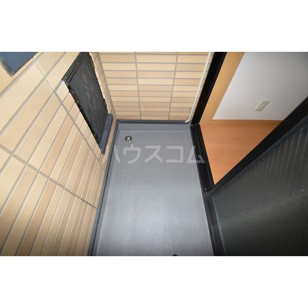 15/18 バルコニー