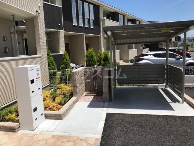 15/22 エントランス