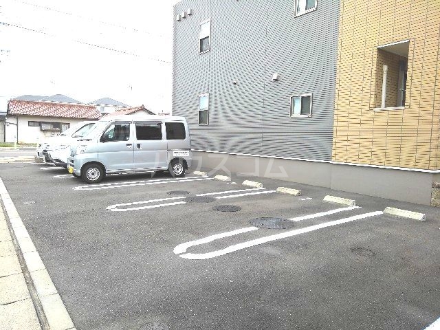 2/8 駐車場