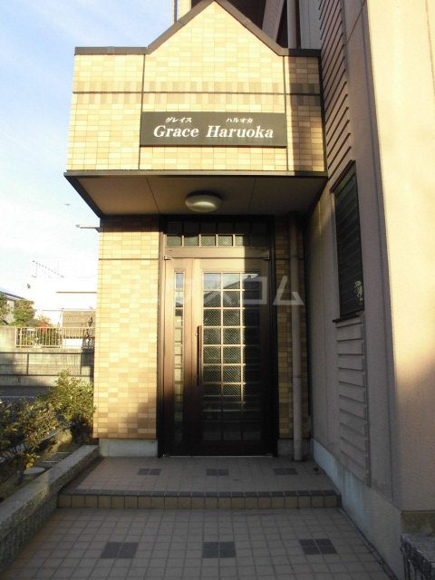 14/16 エントランス