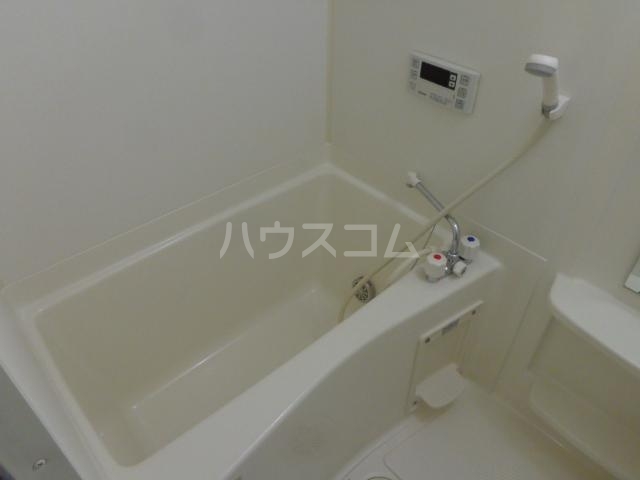 13/30 浴室