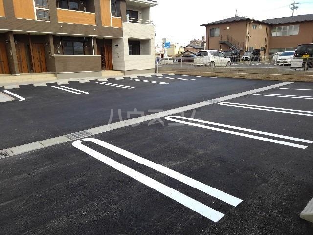 2/8 駐車場