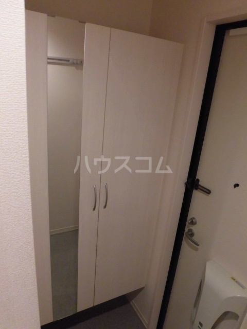 22/30 エントランス