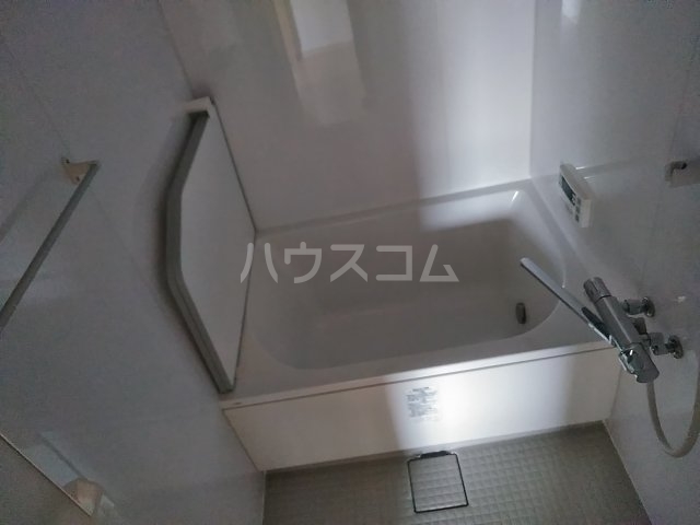 17/30 浴室