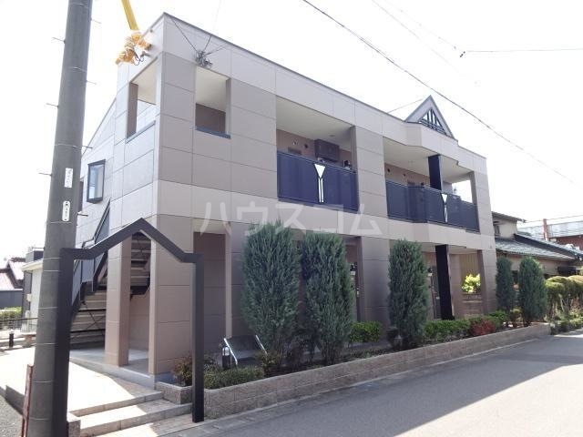 24/30 エントランス