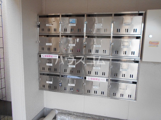 17/26 エントランス