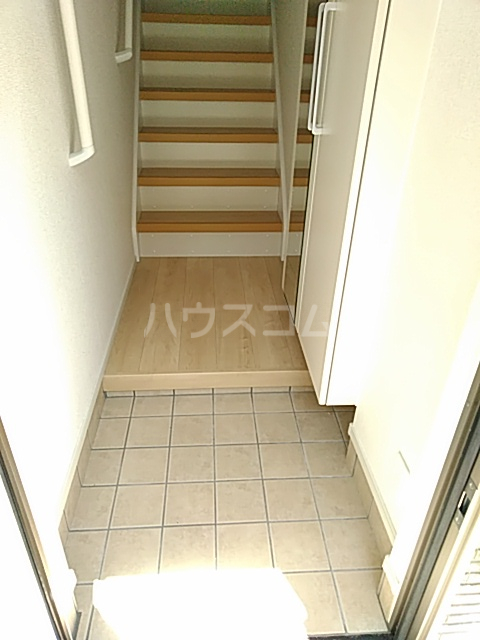 14/30 玄関