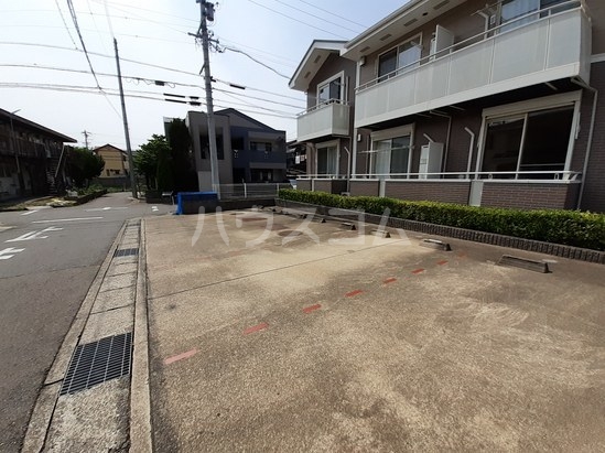 15/24 駐車場