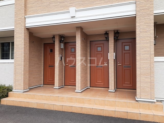 14/20 エントランス