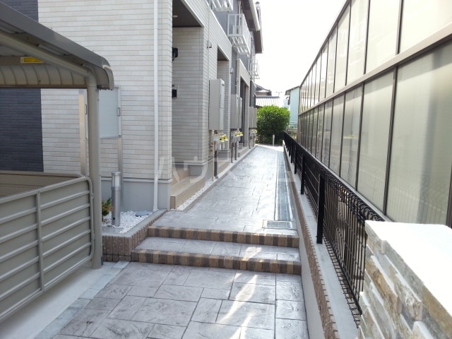 2/8 エントランス