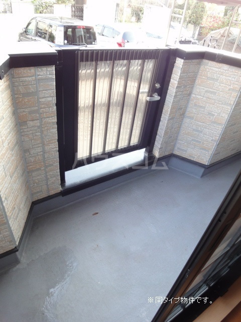 14/22 バルコニー