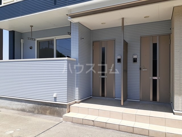 14/20 エントランス