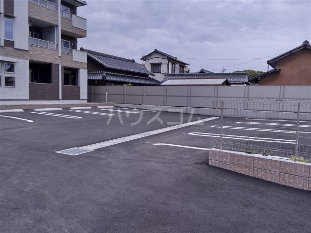 24/30 駐車場