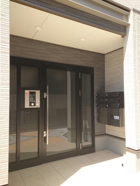 13/20 エントランス