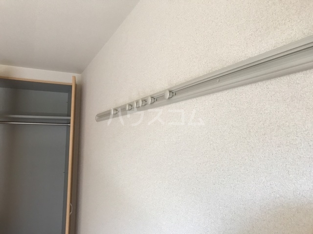 24/30 エントランス