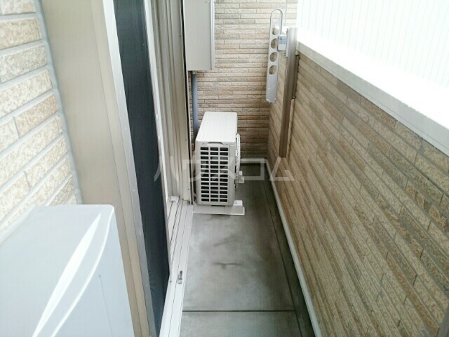 14/22 バルコニー