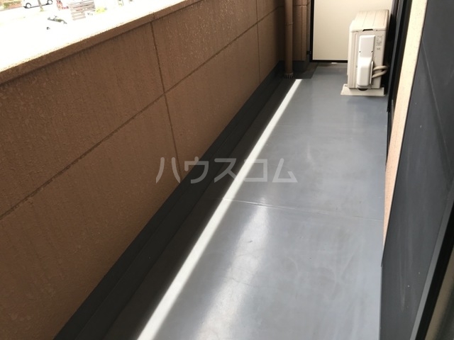 19/28 バルコニー
