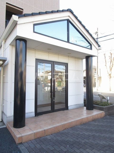 15/26 エントランス